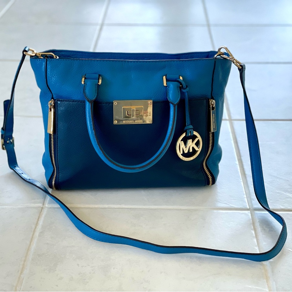 Michael Kors Two-Tone Blue Pebble Leather Handbag/Shoulder Bag - Gold Accents